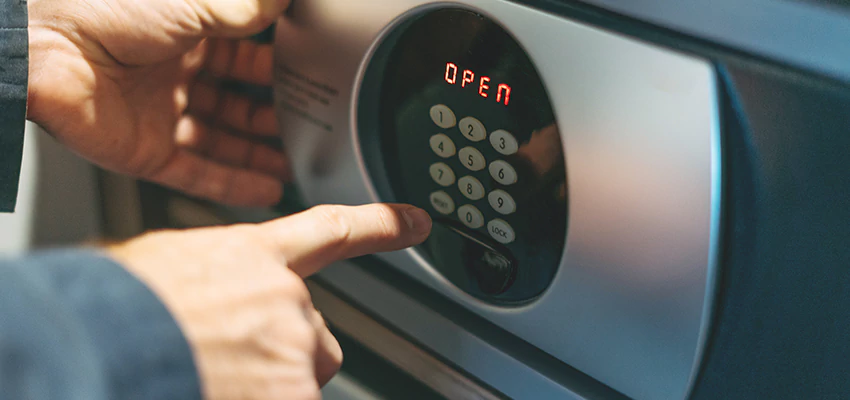 Cash Safe Openers in Taft, California